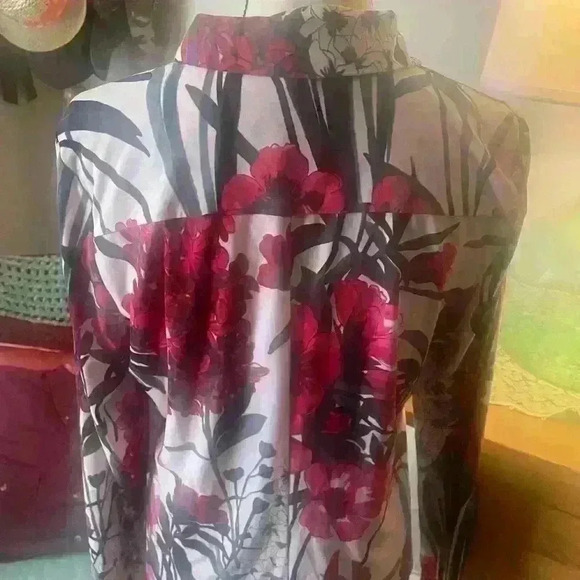 Tommy Hilfiger Blouse - Picture 2 of 3